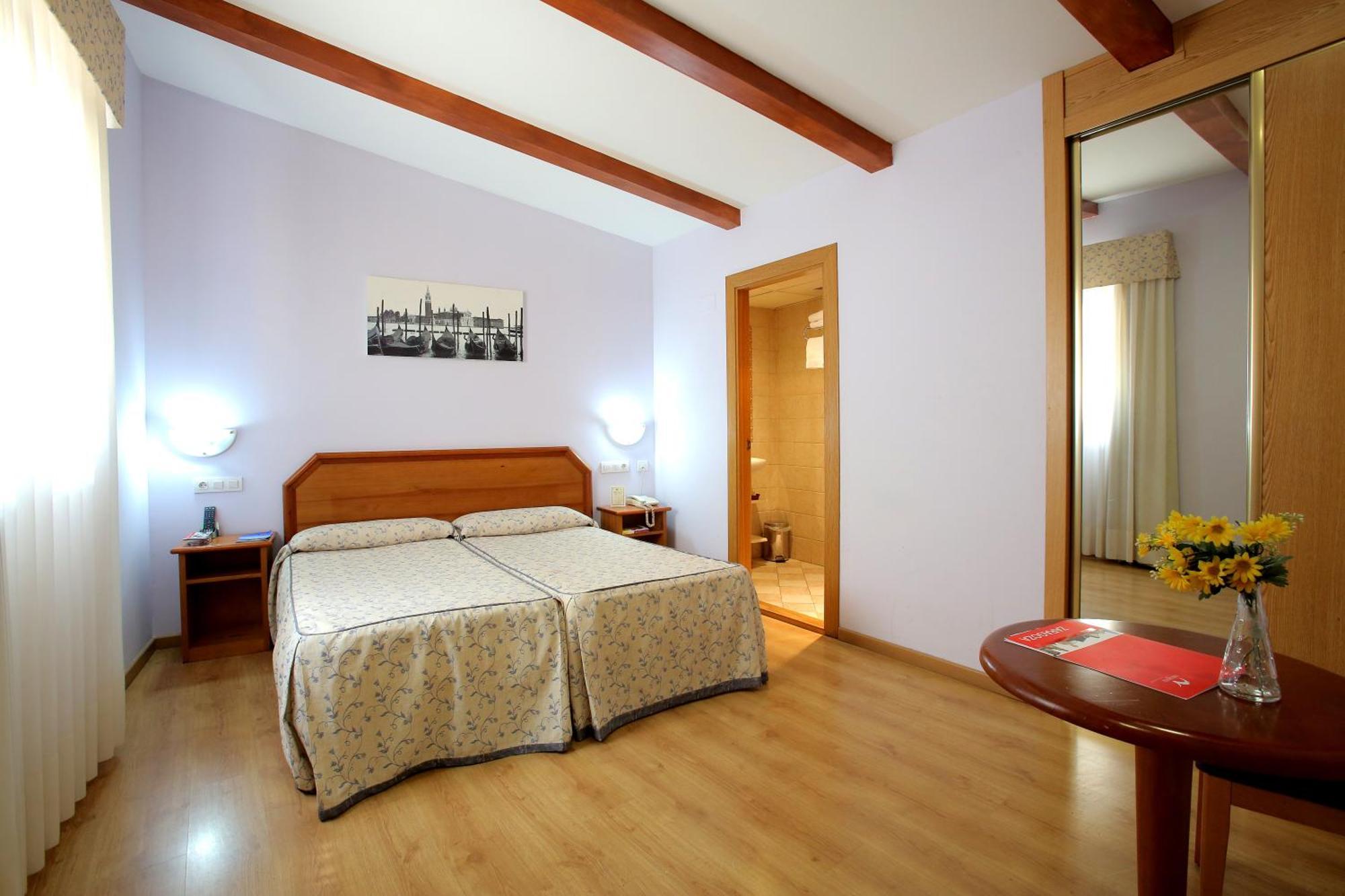 Habitación Doble con cama supletoria