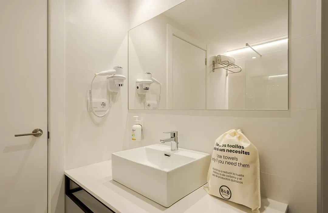 B&B Hotel Zaragoza Royal-1