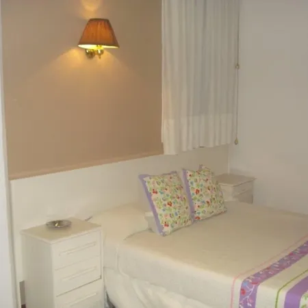 Hostel Central Zaragoza-3